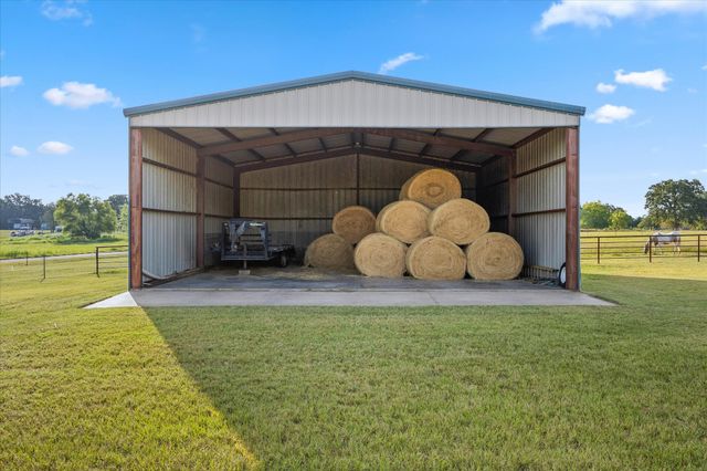 351 Rs County Road 3378, Emory, TX 75440