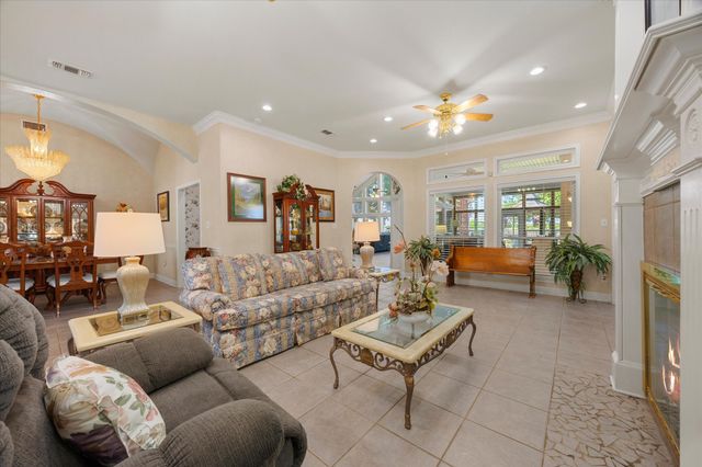 351 Rs County Road 3378, Emory, TX 75440