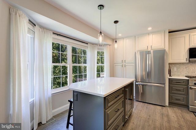 313 BUCKLAND CT, Severna Park, MD 21146