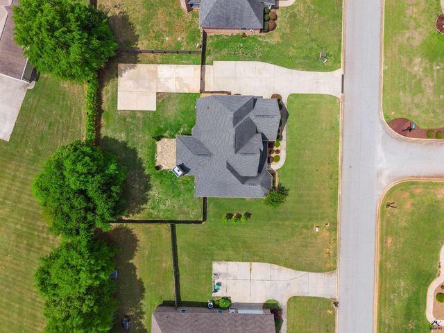 105 Harley Drive, Kathleen, GA 31047