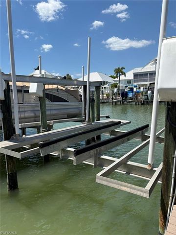 Dock 5 - 4341 Bay Beach LN, Fort Myers Beach, FL 33931