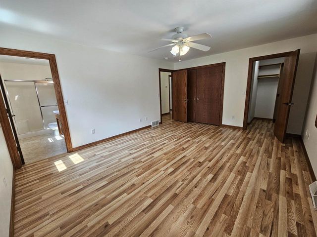 3830 NICOLET DRIVE, Green Bay, WI 54311