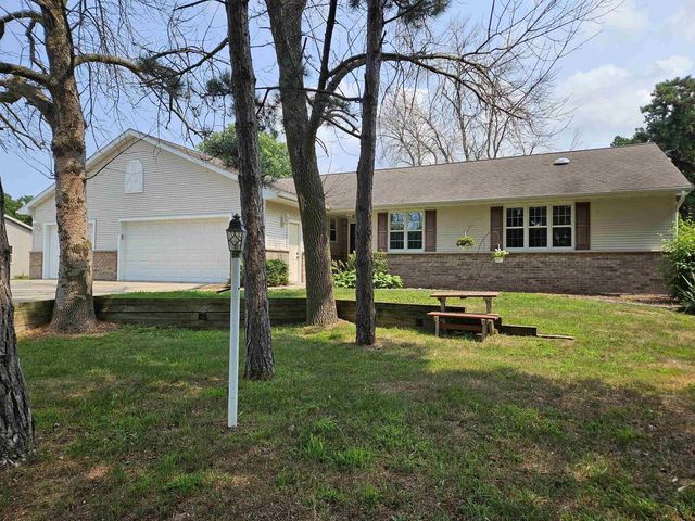 3830 NICOLET DRIVE, Green Bay, WI 54311
