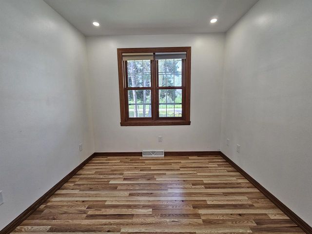 3830 NICOLET DRIVE, Green Bay, WI 54311
