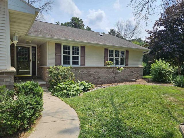 3830 NICOLET DRIVE, Green Bay, WI 54311