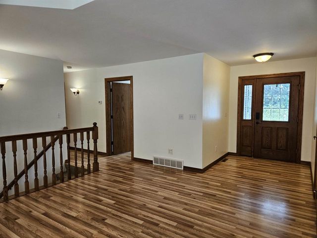 3830 NICOLET DRIVE, Green Bay, WI 54311