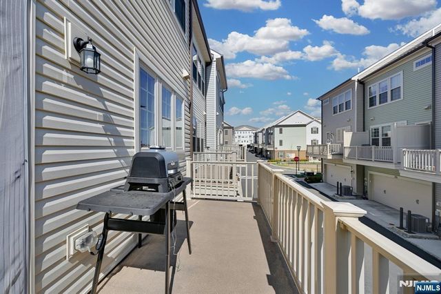 23 Haralson Court, Livingston, NJ 07039