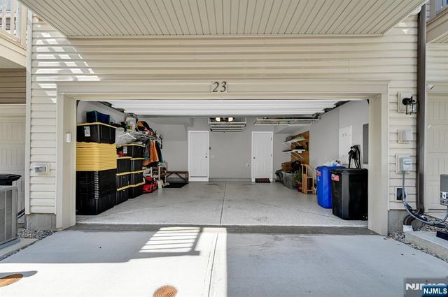 23 Haralson Court, Livingston, NJ 07039
