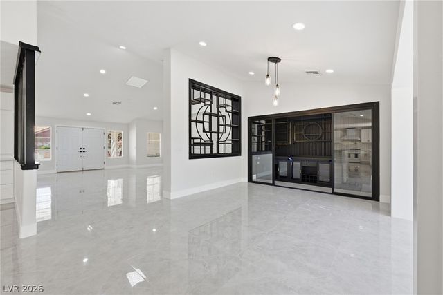 2920 Crown Ridge Drive, Las Vegas, NV 89134