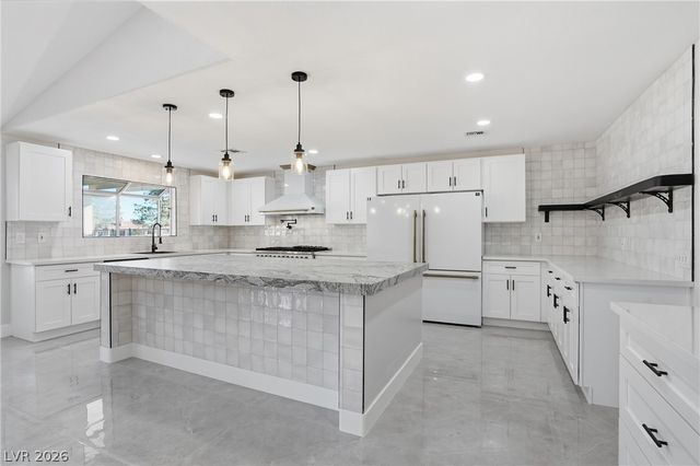 2920 Crown Ridge Drive, Las Vegas, NV 89134