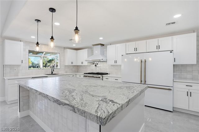 2920 Crown Ridge Drive, Las Vegas, NV 89134