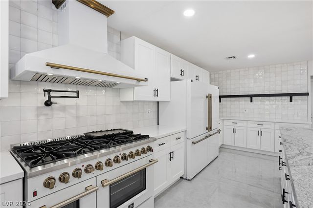 2920 Crown Ridge Drive, Las Vegas, NV 89134