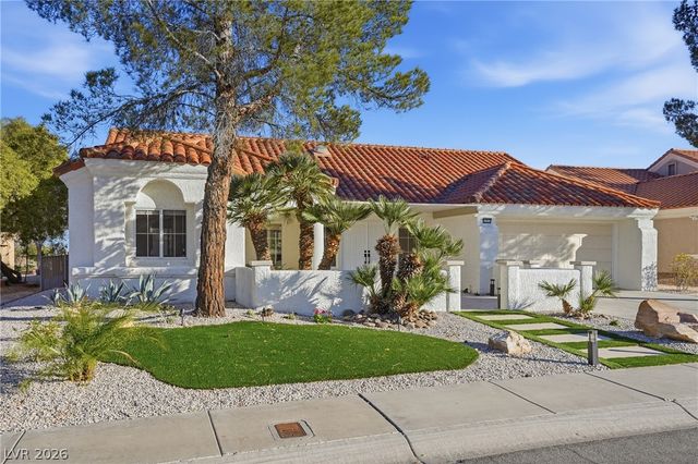 2920 Crown Ridge Drive, Las Vegas, NV 89134