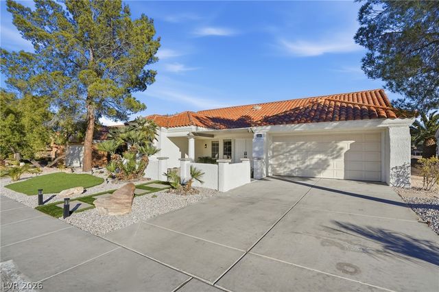 2920 Crown Ridge Drive, Las Vegas, NV 89134