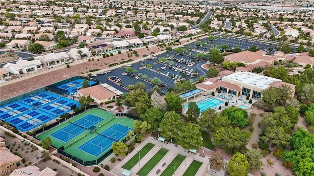 2920 Crown Ridge Drive, Las Vegas, NV 89134