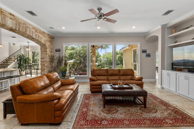 1007 Campanile, San Antonio, TX 78258