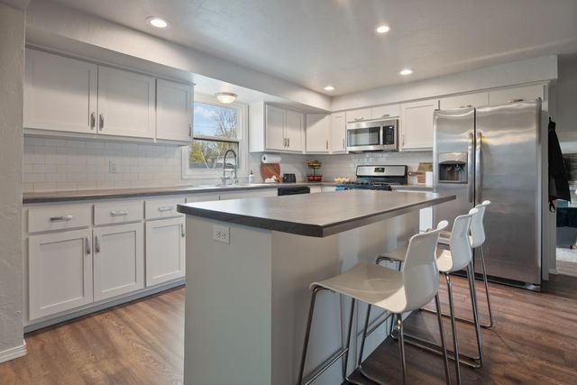 1512 CORMIER ROAD, Green Bay, WI 54313