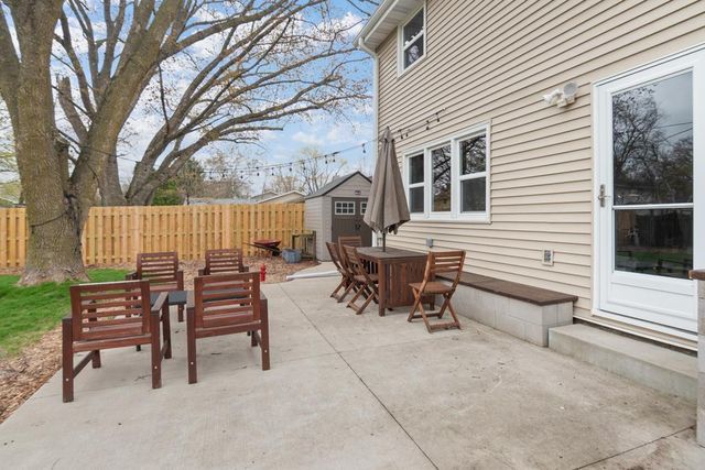 1512 CORMIER ROAD, Green Bay, WI 54313