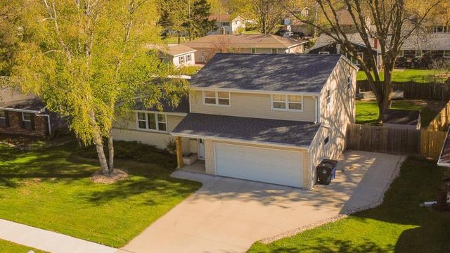 1512 CORMIER ROAD, Green Bay, WI 54313