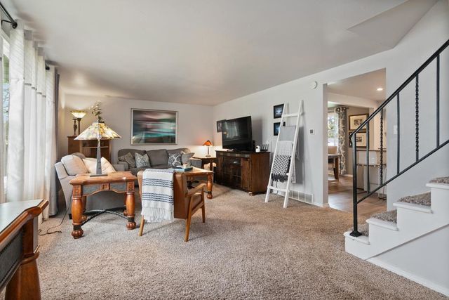 1512 CORMIER ROAD, Green Bay, WI 54313