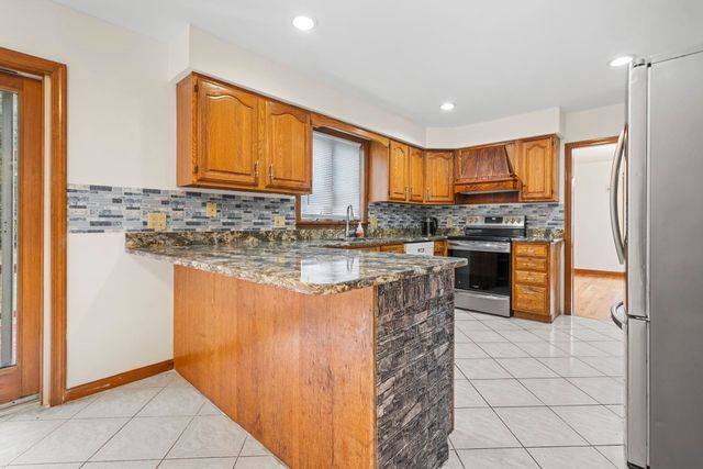 361 Laydon Street, Manchester, NH 03109