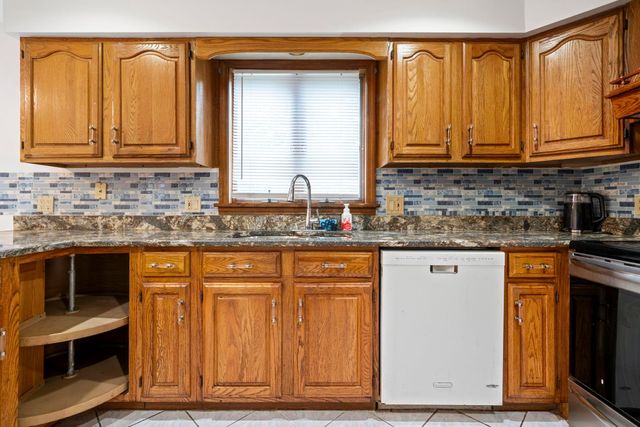 361 Laydon Street, Manchester, NH 03109