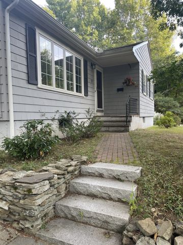 12 Hampton Road, Sharon, MA 02067
