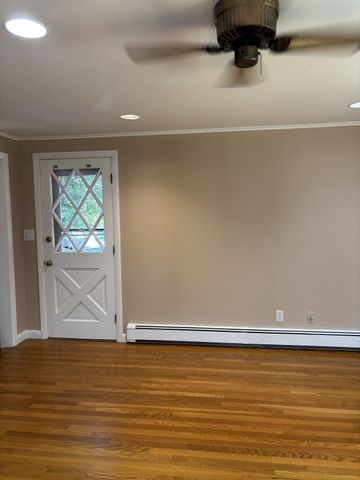 12 Hampton Road, Sharon, MA 02067