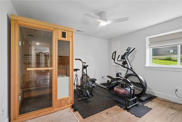 1591 Foxborough Drive, Marion, IA 52302