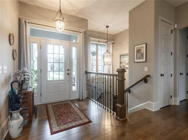 17710 Mission Ridge Drive, Smithville, MO 64089