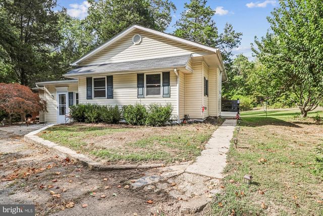 8311 CEDARVILLE RD, Brandywine, MD 20613