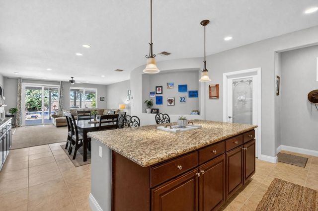508 Hearthside Ct, Roseville, CA 95747