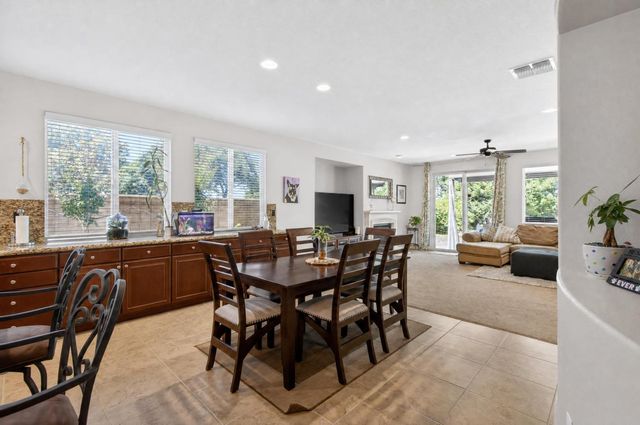 508 Hearthside Ct, Roseville, CA 95747