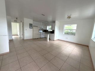 14140 NE 2 Ct 4, Miami, FL 33161