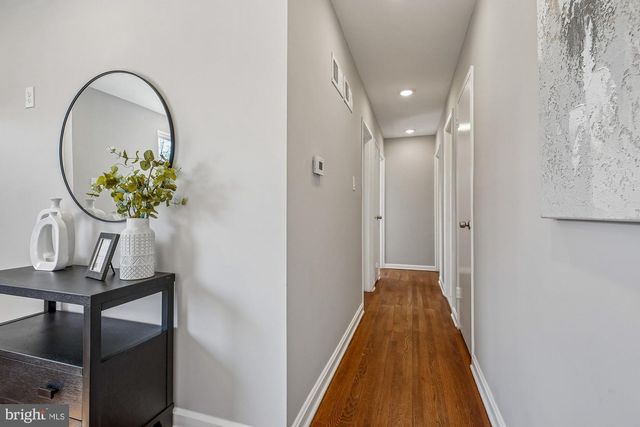 4613 WILWYN WAY, Rockville, MD 20852