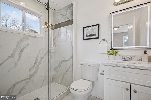 4613 WILWYN WAY, Rockville, MD 20852