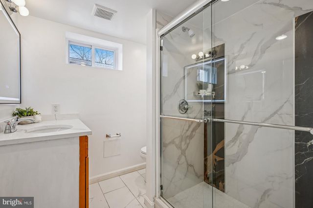 4613 WILWYN WAY, Rockville, MD 20852