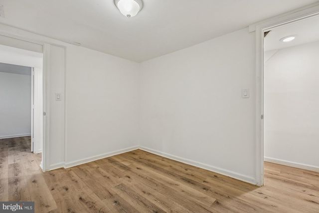 4613 WILWYN WAY, Rockville, MD 20852