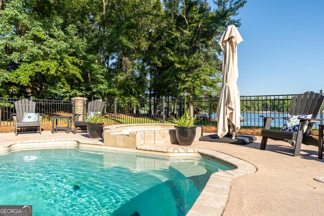 183 Lakecrest Drive, Milledgeville, GA 31061