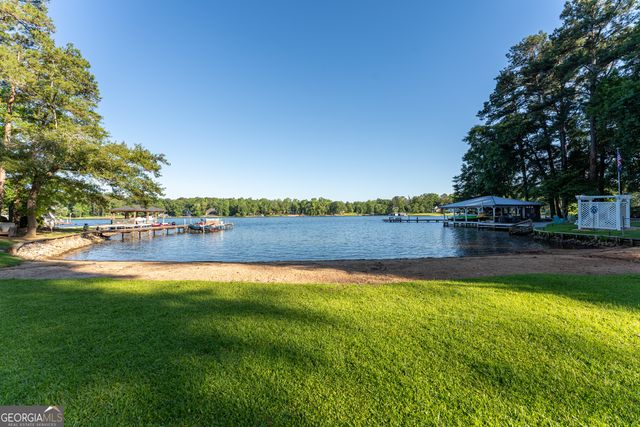183 Lakecrest Drive, Milledgeville, GA 31061