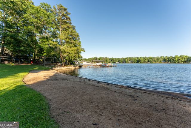 183 Lakecrest Drive, Milledgeville, GA 31061