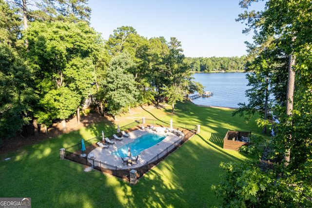 183 Lakecrest Drive, Milledgeville, GA 31061