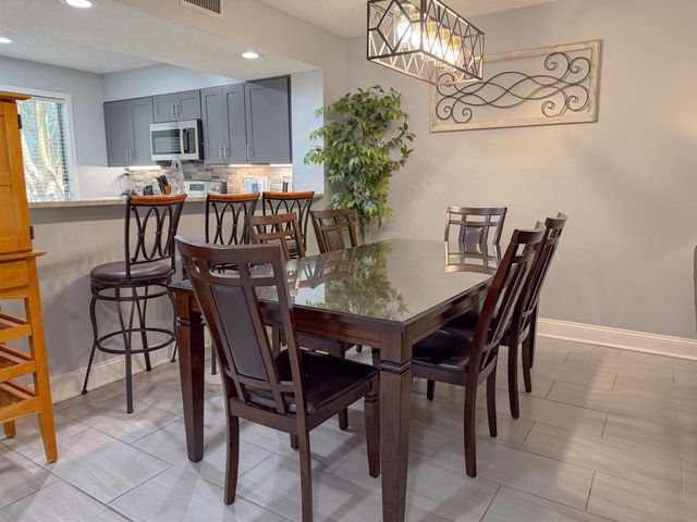 206 Westleton Dr Apt 12D, Myrtle Beach, SC 29572