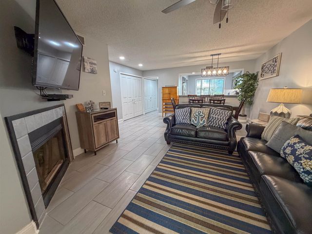 206 Westleton Dr Apt 12D, Myrtle Beach, SC 29572