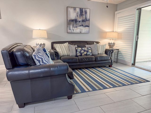 206 Westleton Dr Apt 12D, Myrtle Beach, SC 29572