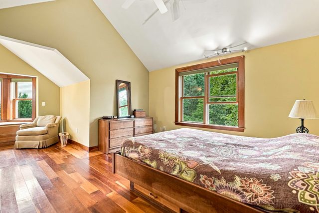 10 Half Moon Hill 10, Acton, MA 01720