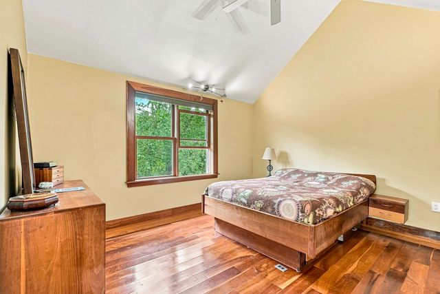 10 Half Moon Hill 10, Acton, MA 01720