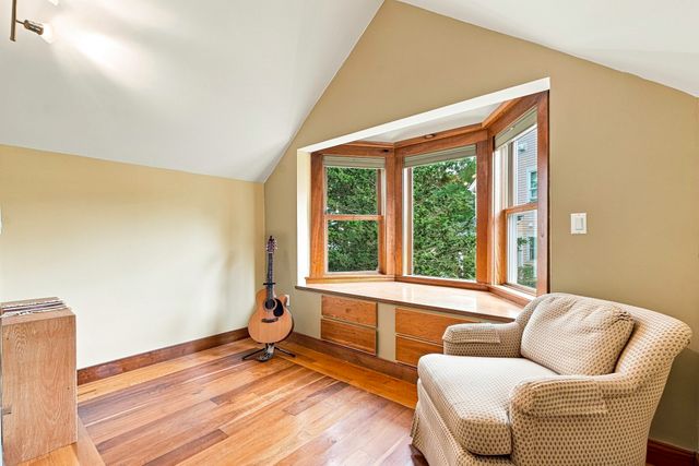 10 Half Moon Hill 10, Acton, MA 01720