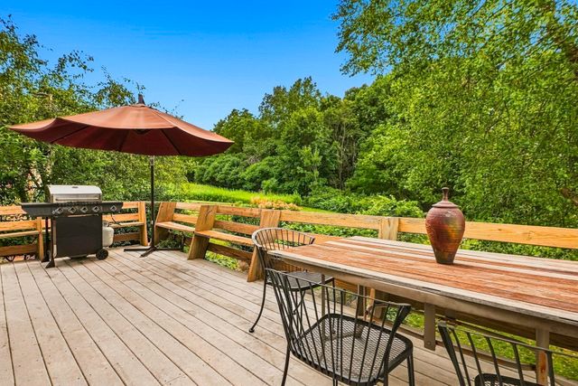 10 Half Moon Hill 10, Acton, MA 01720
