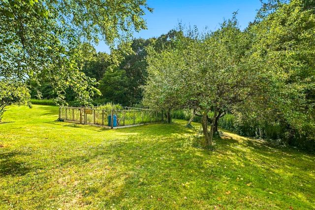 10 Half Moon Hill 10, Acton, MA 01720